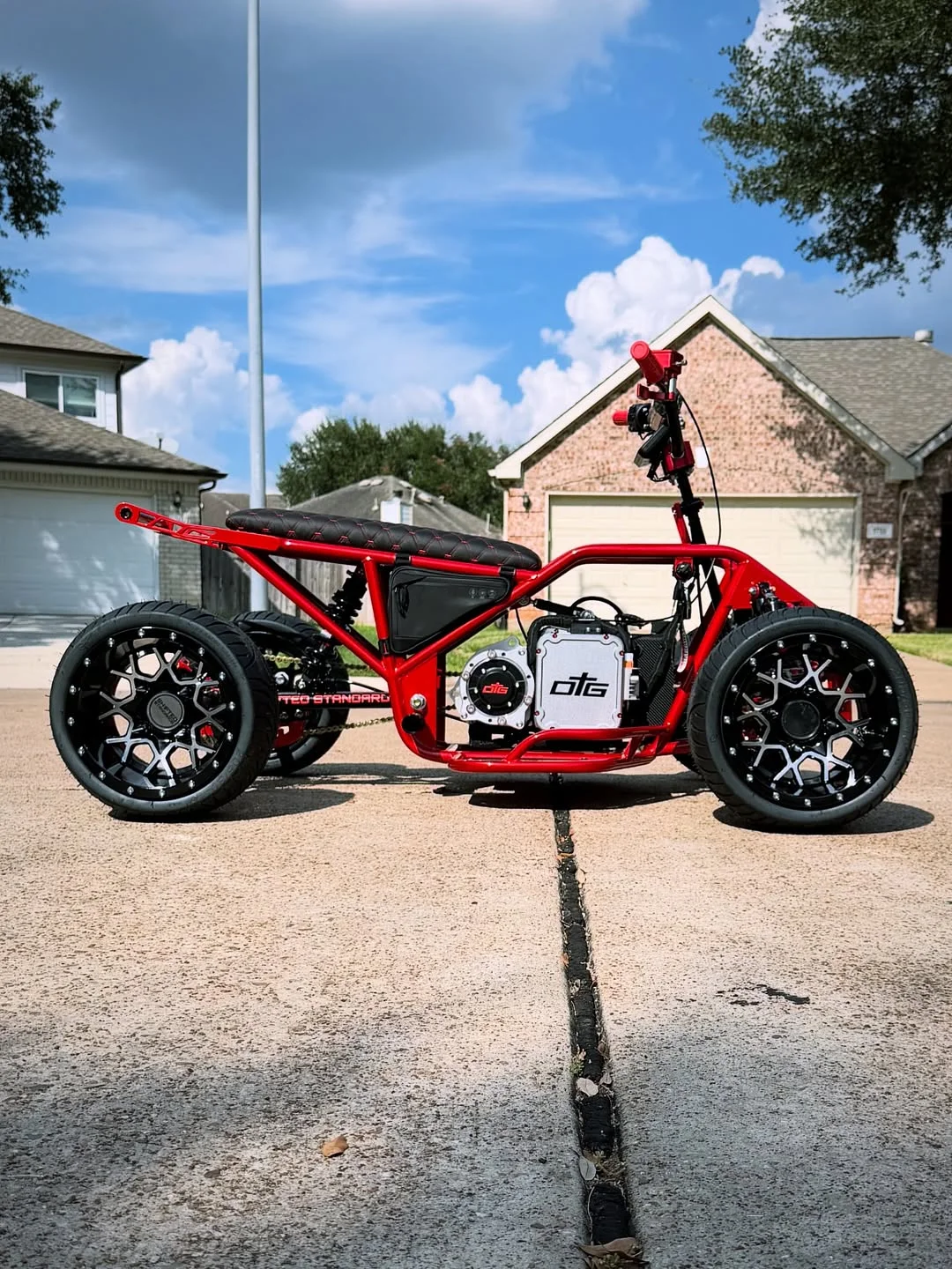 sh1fted_standards-20251208-0001 Hyper E-Quad - Image 1